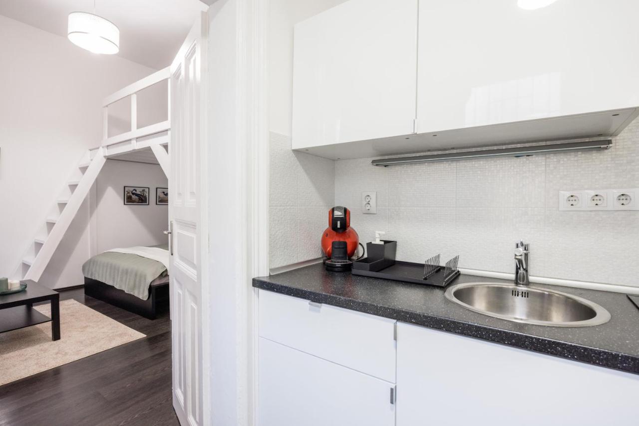 Charming Downtown Hideaway Steps From New York Cafe! Apartmán Budapešť