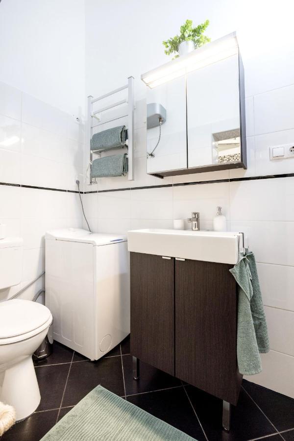 Apartmán Charming Downtown Hideaway Steps From New York Cafe! Budapešť